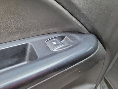 Used 2017 Chevrolet Colorado LT w/ LT Convenience Package image 13