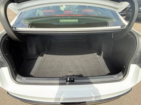 Used 2023 Lexus IS 500 RWD image 11