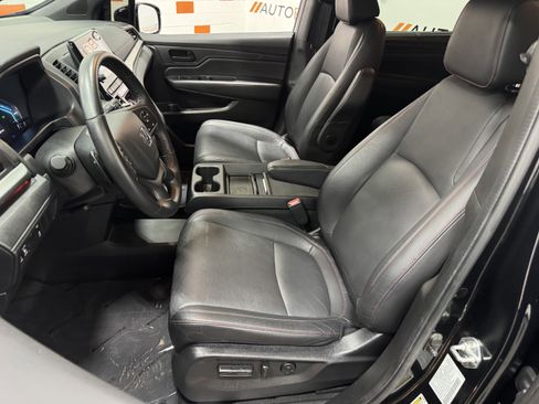Used 2024 Honda Odyssey Sport image 7