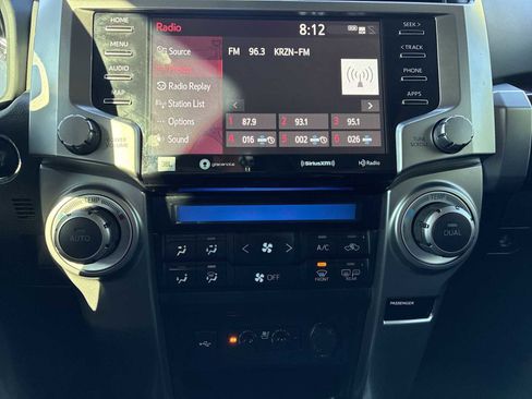 Used 2022 Toyota 4Runner Limited AWD/4WD image 12