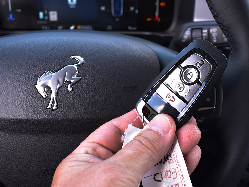 New 2026 Ford Bronco Sport Outer Banks w/ Outer Banks Tech Package+ AWD/4WD image 9