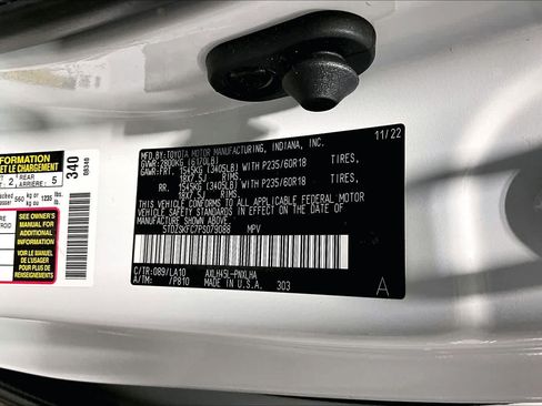 Certified 2023 Toyota Sienna Limited AWD/4WD image 37