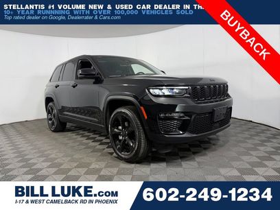 Used 2024 Jeep Grand Cherokee Limited w/ Black Appearance Package