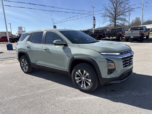 New 2026 Chevrolet Equinox LT w/ Convenience Package II image 7