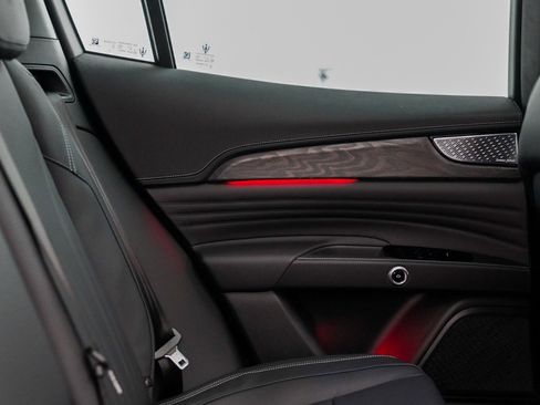 New 2025 Maserati Grecale Modena image 33