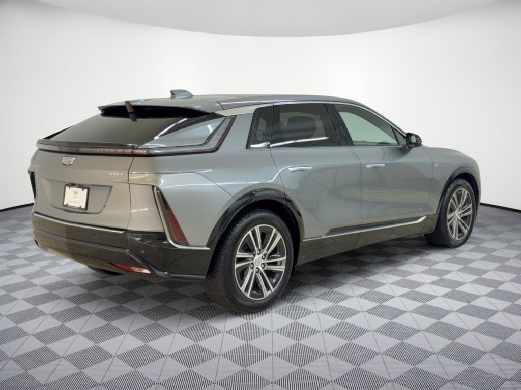Used 2024 Cadillac Lyriq Luxury RWD image 9