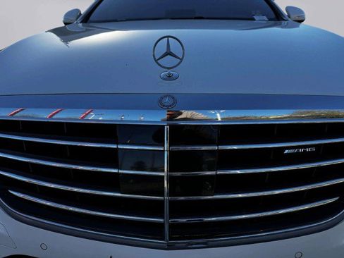 Used 2016 Mercedes-Benz S 63 AMG 4MATIC Sedan image 13