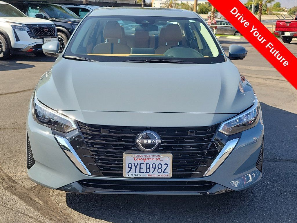 Used 2025 Nissan Sentra SV w/ SV Premium Package FWD image 35