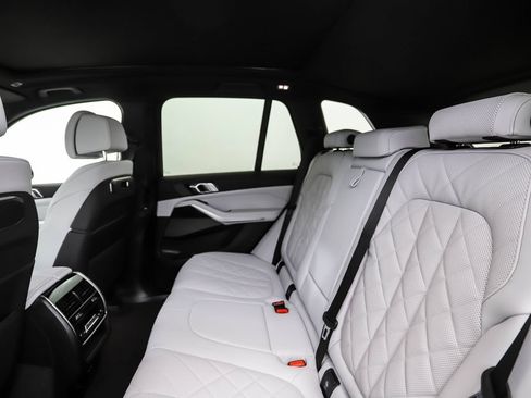 New 2026 BMW X5 xDrive50e w/ M Sport Package AWD/4WD image 22