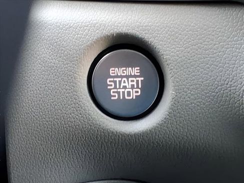 Used 2025 Kia Sorento S w/ Panoramic Sunroof Package image 30