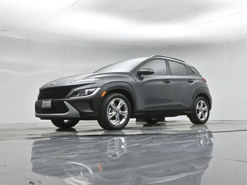 Used 2023 Hyundai Kona SEL image 45