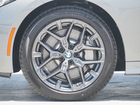 Used 2025 BMW 330i xDrive Sedan AWD/4WD image 5