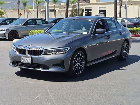 Used 2019 BMW 330i Sedan w/ Convenience Package RWD image 5