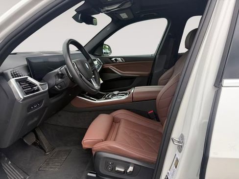 Used 2026 BMW X5 xDrive40i AWD/4WD image 9