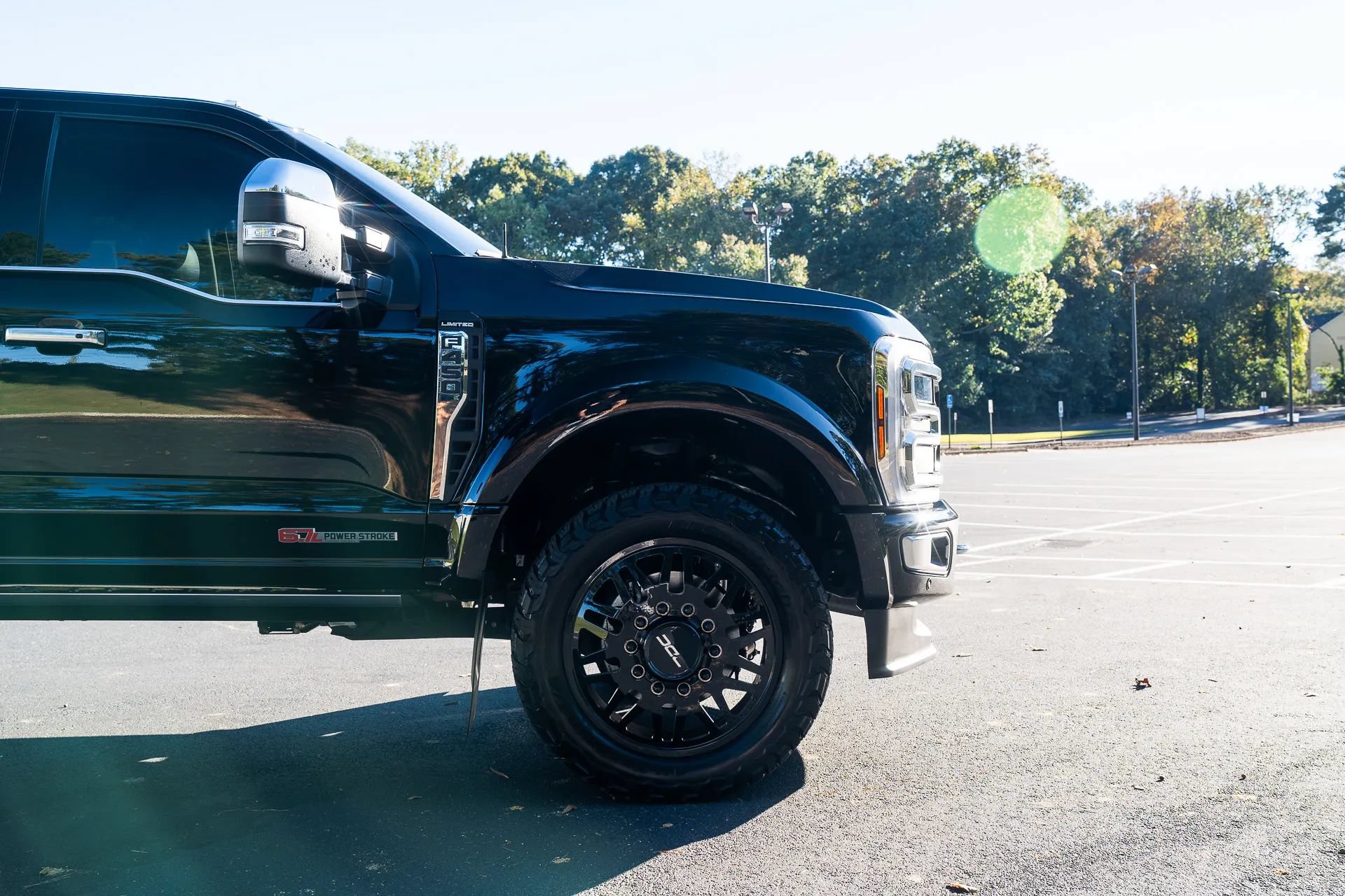 Used 2024 Ford F450 Limited w/ FX4 Off-Road Package AWD/4WD image 11