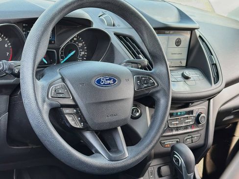 Used 2019 Ford Escape SE FWD image 31