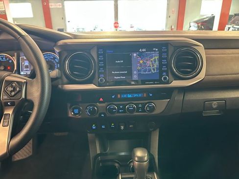 Certified 2023 Toyota Tacoma Limited AWD/4WD image 23