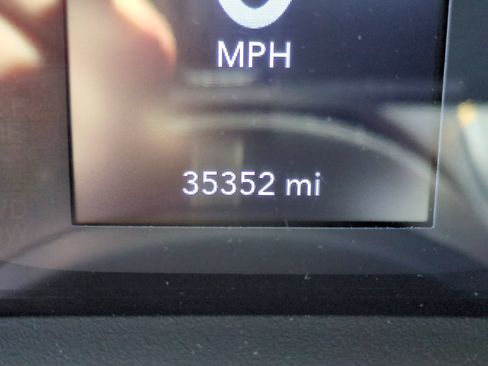 Used 2024 Jeep Wrangler Sport AWD/4WD image 22