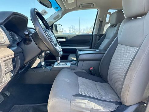 Used 2016 Toyota Tundra SR5 w/ TRD Off Road Package AWD/4WD image 20