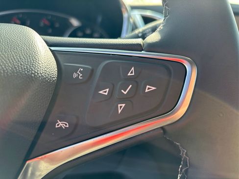 Used 2024 Chevrolet Equinox LT w/ LPO, Floor Liner Package AWD/4WD image 28