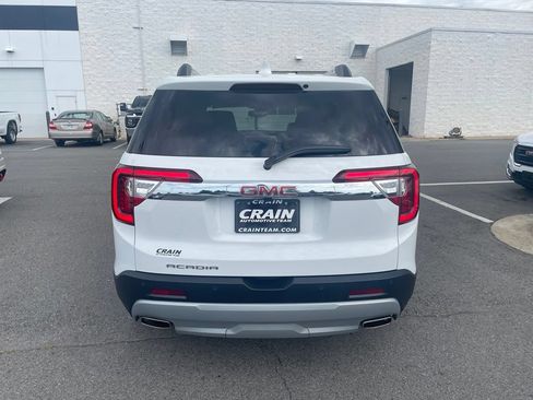 Used 2023 GMC Acadia SLT w/ Technology Package FWD image 6