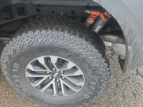 Used 2020 Ford F150 Raptor w/ Equipment Group 801A Mid image 10