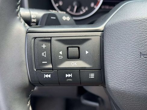 Certified 2026 Nissan Rogue SV AWD/4WD image 20