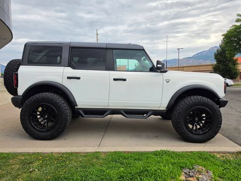 Used 2021 Ford Bronco Badlands AWD/4WD image 4