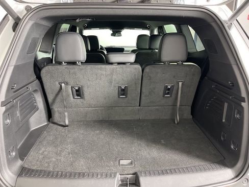 Certified 2025 Buick Enclave Preferred image 21