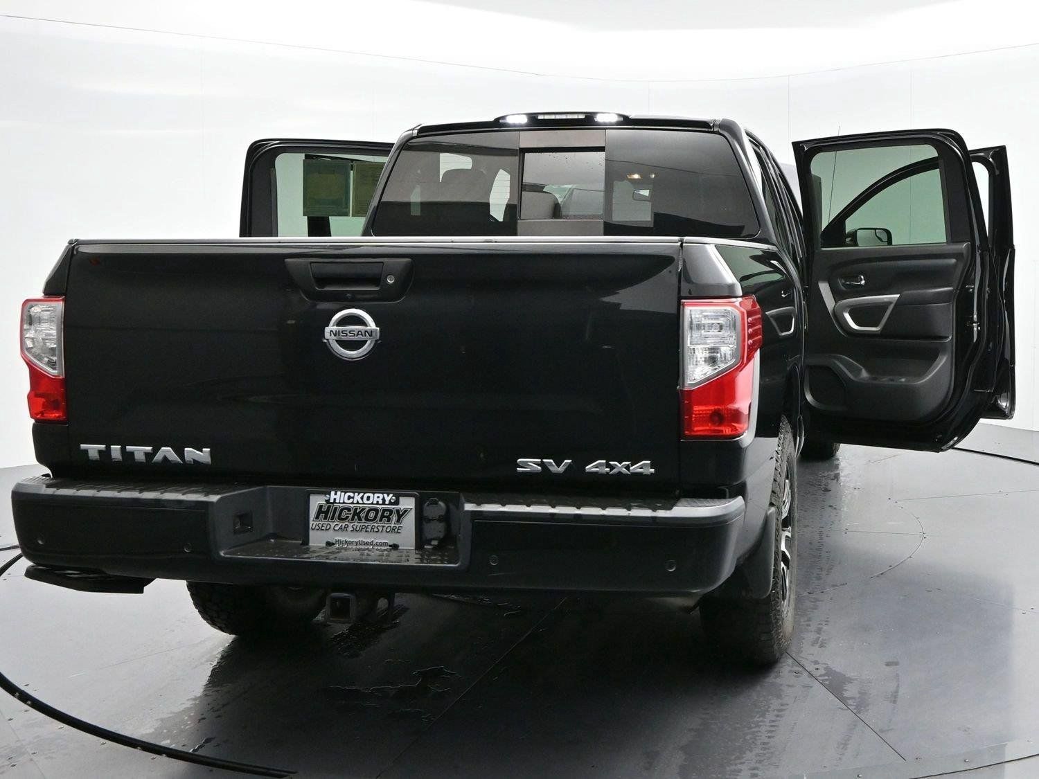 Used 2020 Nissan Titan SV w/ SV Convenience Package AWD/4WD image 43