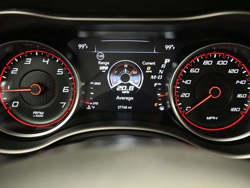 Used 2022 Dodge Charger Scat Pack RWD image 17