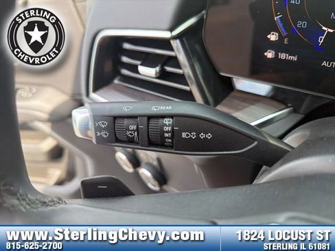 Used 2025 Chevrolet Tahoe LT AWD/4WD image 19