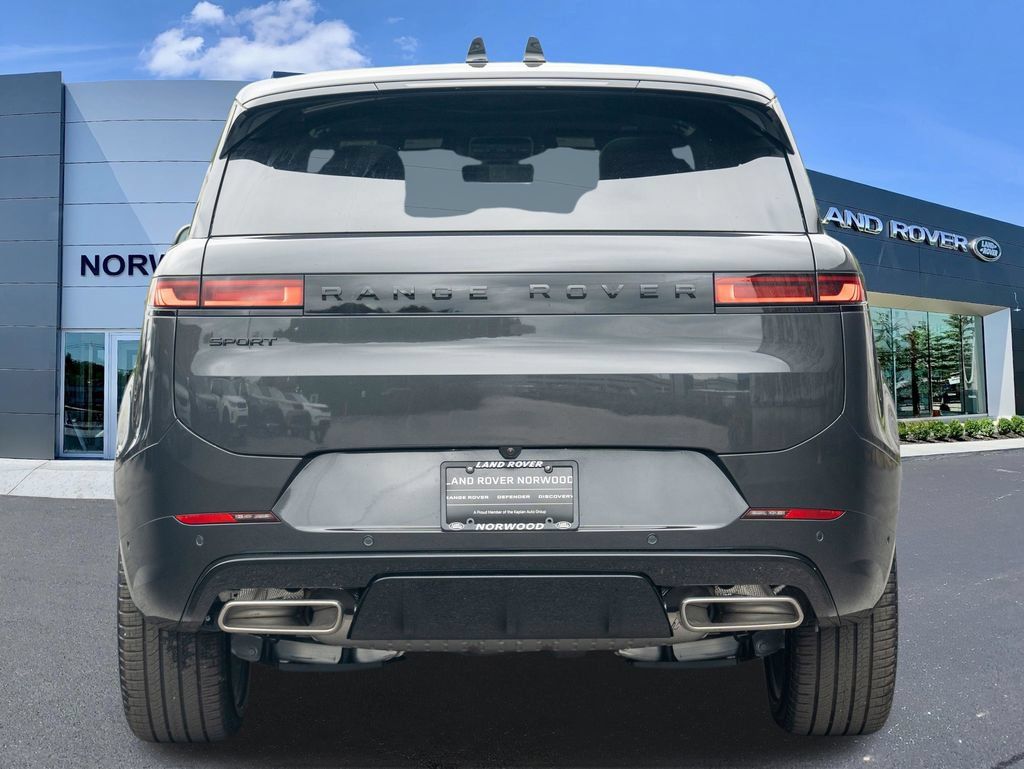 New 2026 Land Rover Range Rover Sport Dynamic SE AWD/4WD image 5