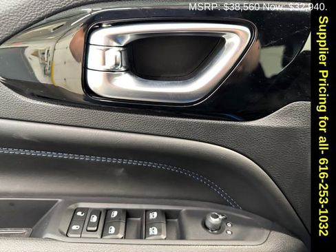 New 2026 Jeep Compass Latitude w/ Quick Order Package 29K image 8