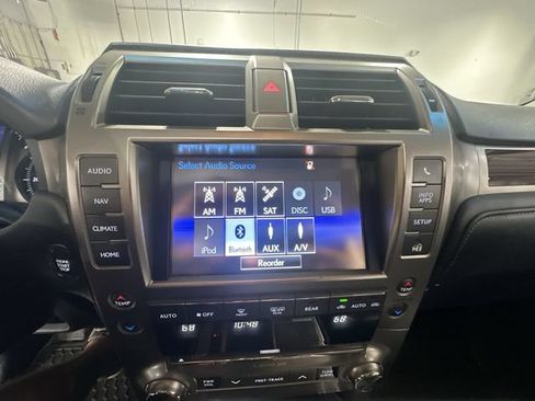 Used 2016 Lexus GX 460 w/ Premium Package AWD/4WD image 16