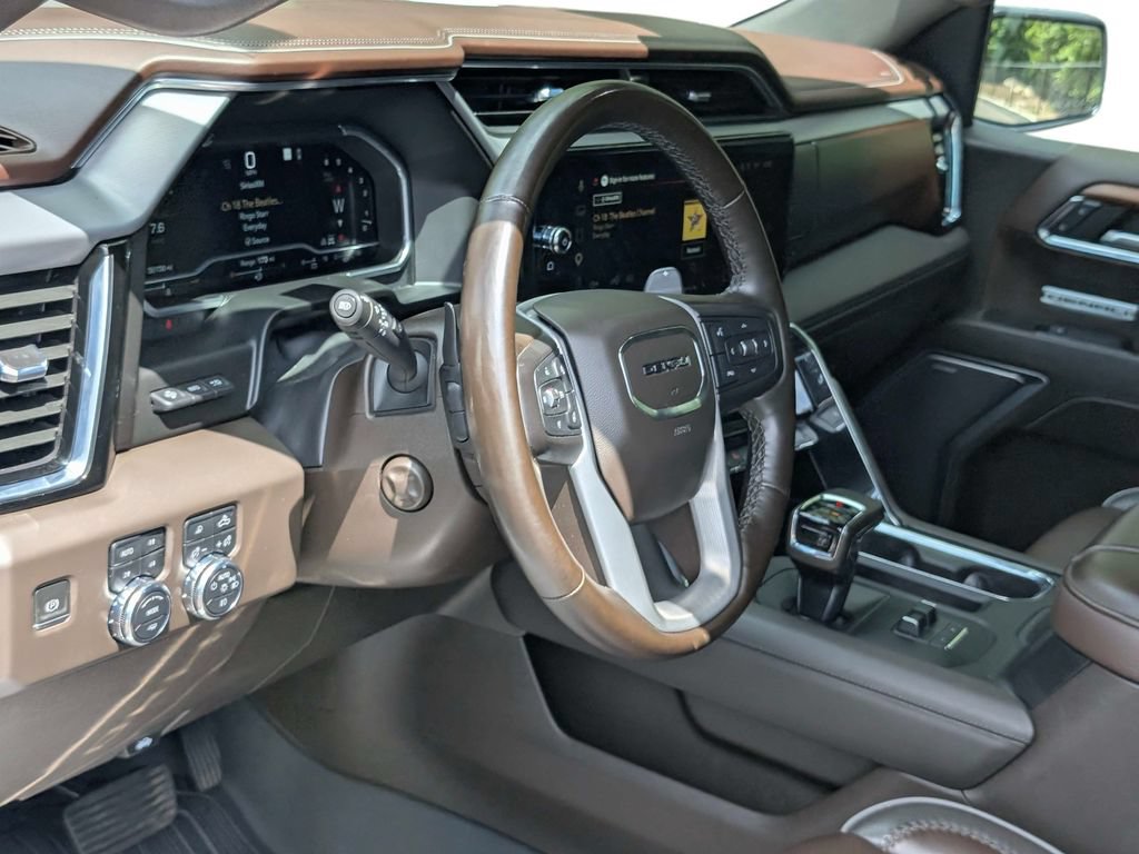Used 2023 GMC Sierra 1500 Denali w/ Denali Reserve Package AWD/4WD image 17