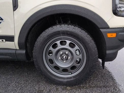 Certified 2024 Ford Bronco Sport Outer Banks w/ Tech Package image 11