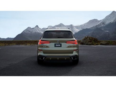 New 2026 BMW X5 sDrive40i RWD image 5