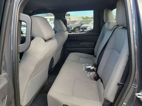 Used 2025 Toyota Tacoma SR5 image 7