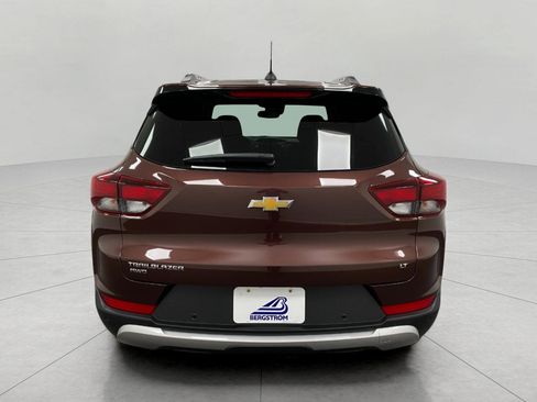 Used 2022 Chevrolet TrailBlazer LT w/ Convenience Package AWD/4WD image 5