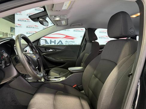 Used 2025 Chevrolet Malibu LT FWD image 25