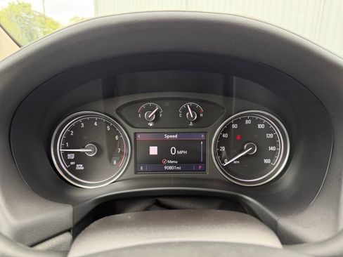 Used 2021 Buick Enclave Essence w/ Sound and Sites Package FWD image 15