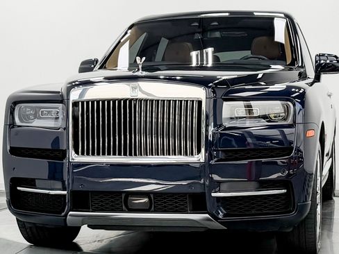Used 2020 Rolls-Royce Cullinan AWD/4WD image 5