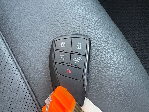 Certified 2024 GMC Sierra 1500 Denali image 57