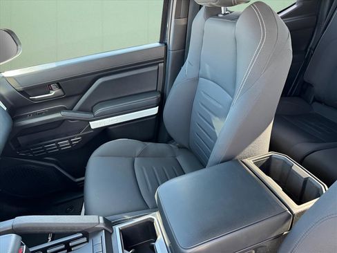 Used 2024 Toyota Tacoma SR5 image 8