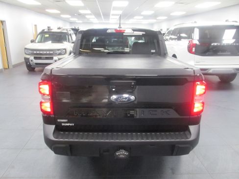 Used 2022 Ford Maverick XLT w/ XLT Luxury Package image 6