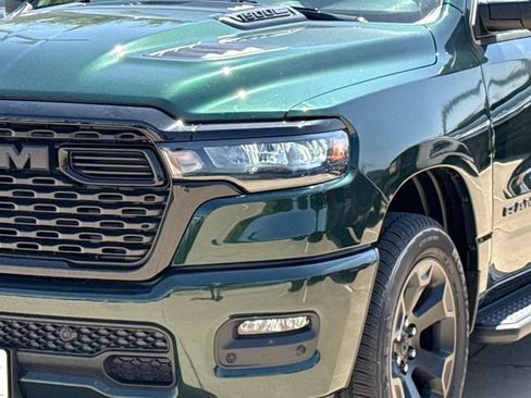 New 2026 RAM 1500 Express AWD/4WD image 5
