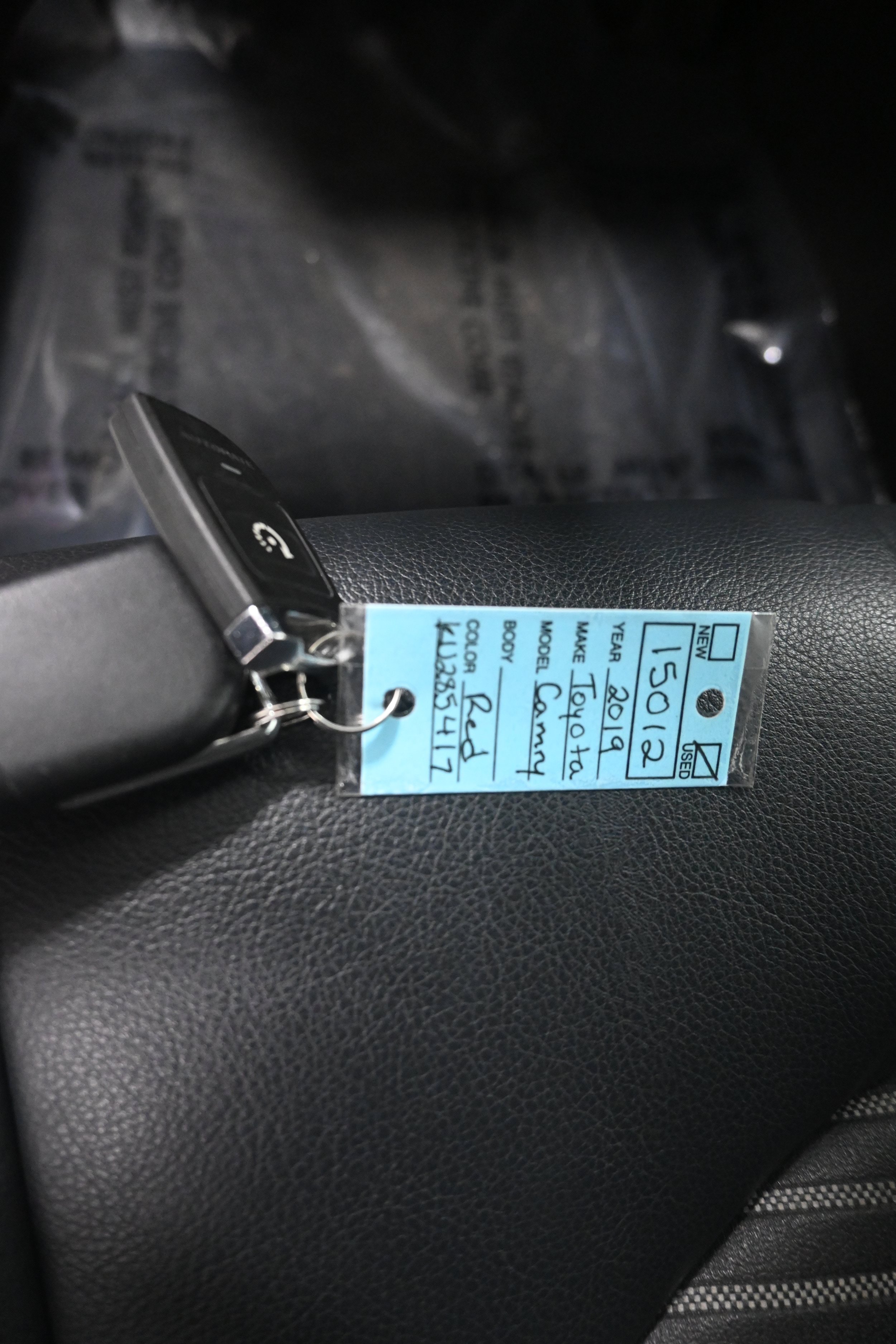 Used 2019 Toyota Camry SE FWD image 32