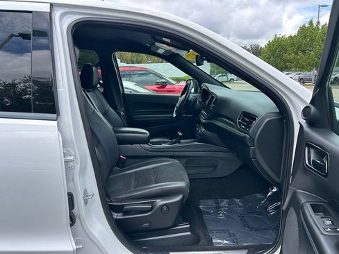 Used 2022 Dodge Durango GT RWD image 39