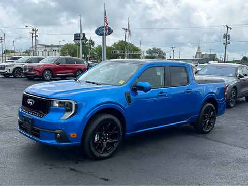 New 2025 Ford Maverick Lobo image 3